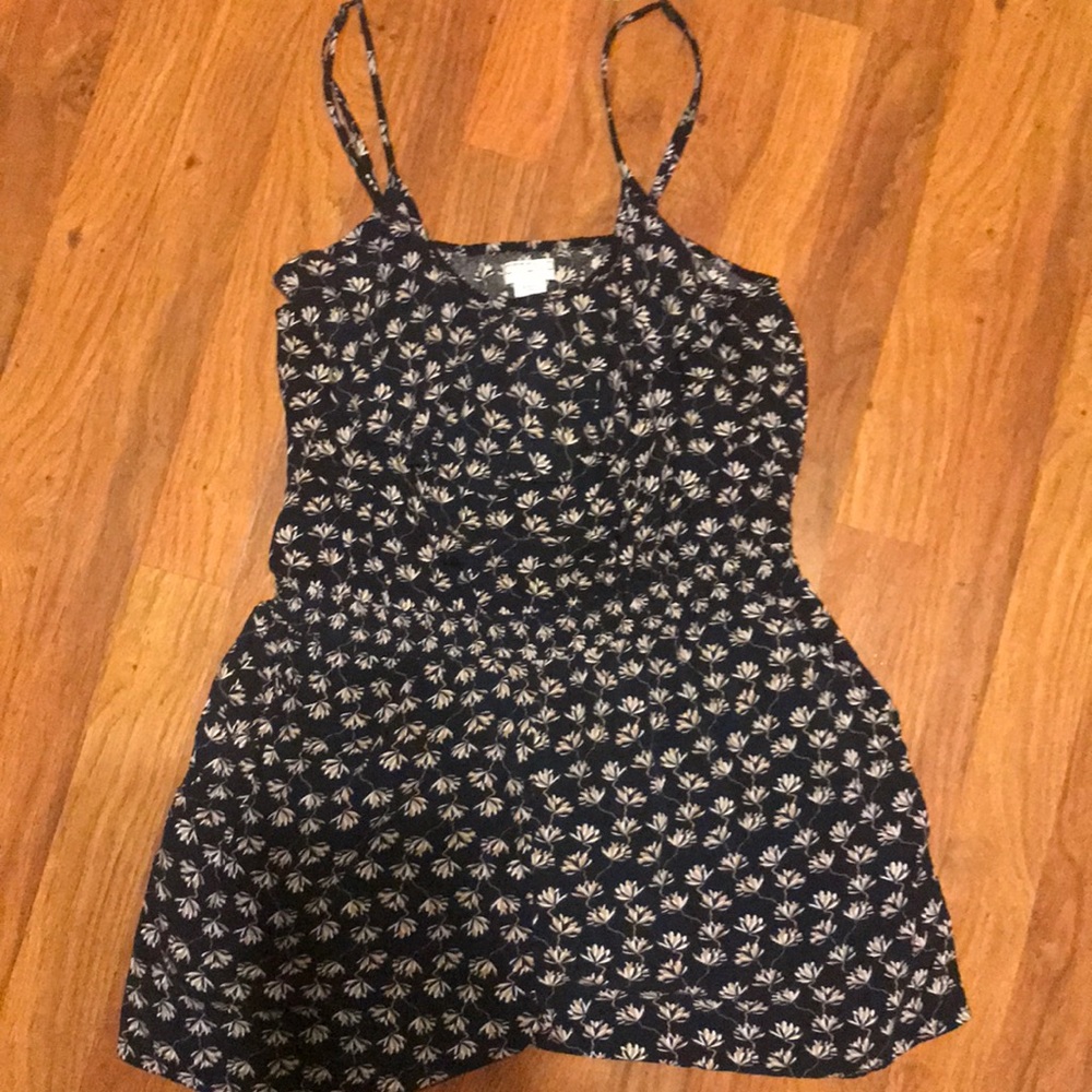 Flowered romper size L , dark blue with flowers
